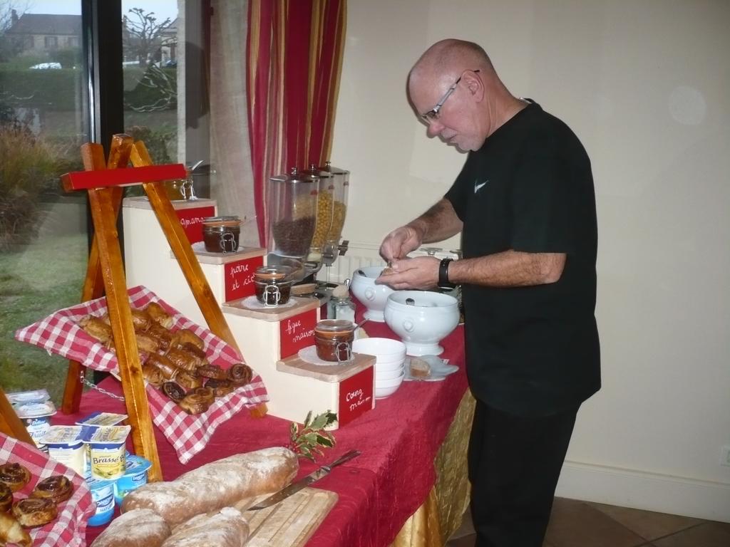 Le Relais Des 5 Chateaux Hotel