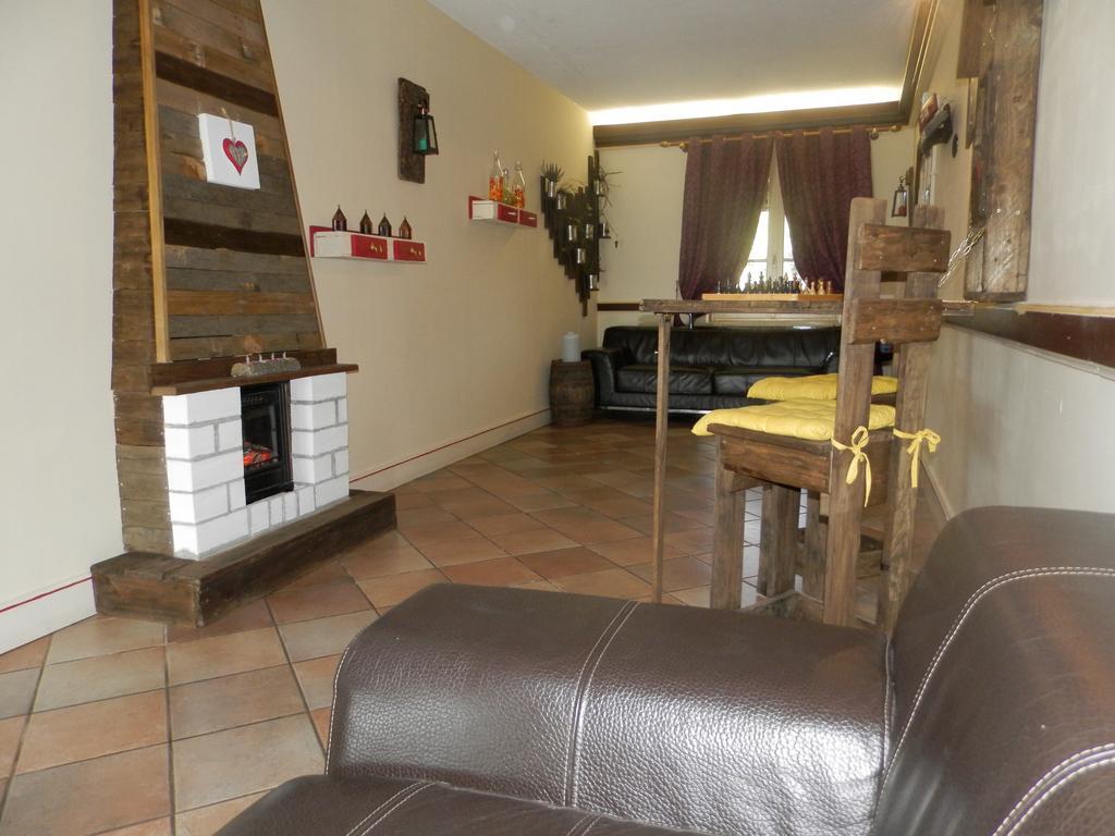 Le Relais Des 5 Chateaux Hotel 3*