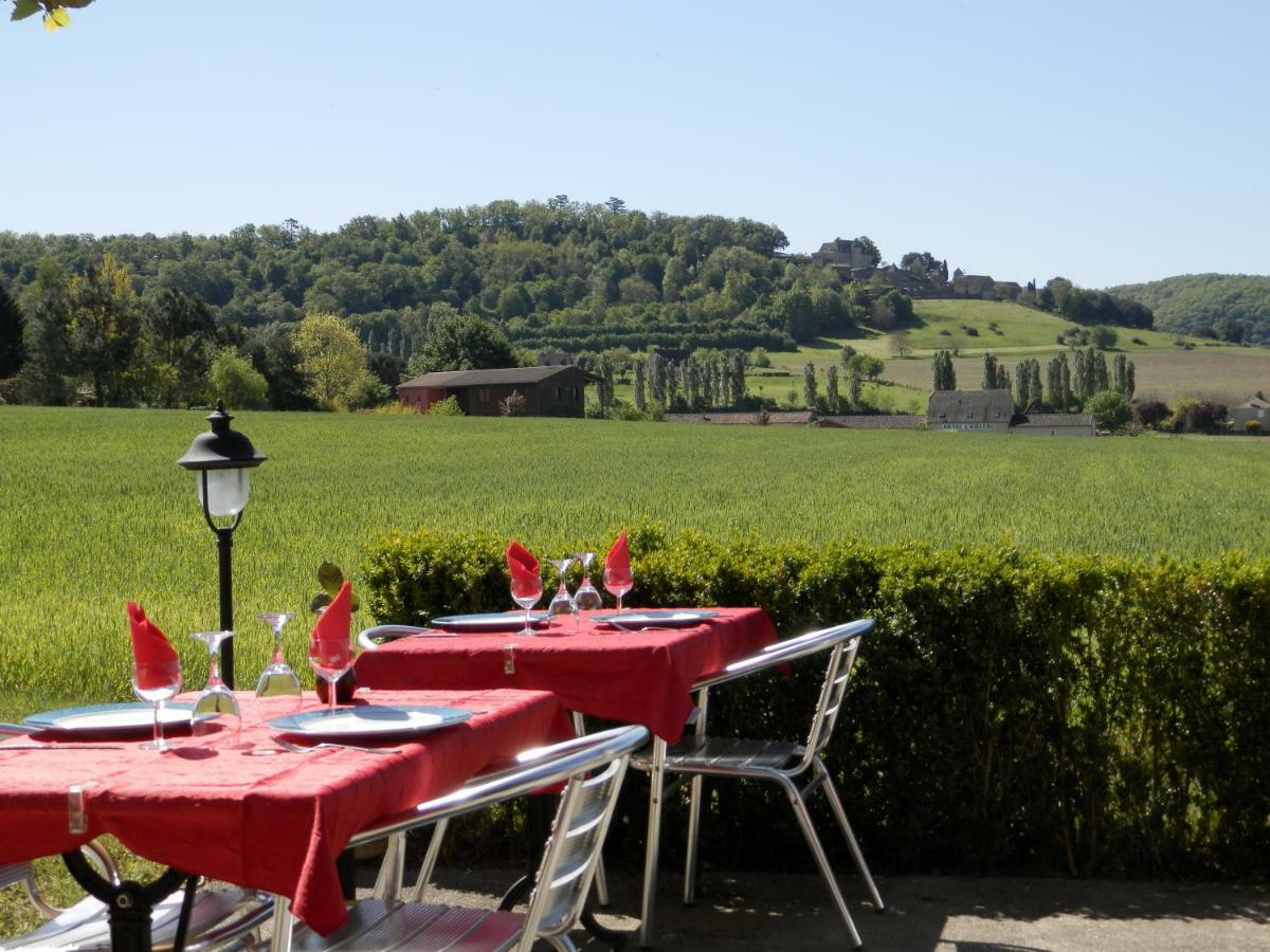 Le Relais Des 5 Chateaux Hotel 3*